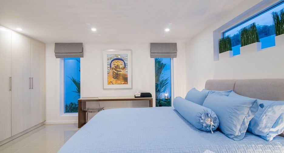 For sale 4 Beds villa in Hua Hin, Prachuap Khiri Khan