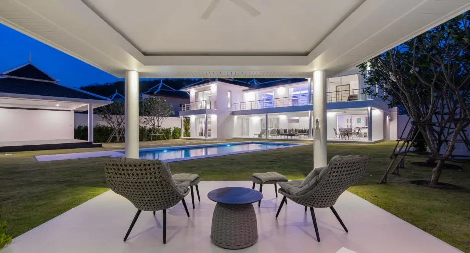 For sale 4 Beds villa in Hua Hin, Prachuap Khiri Khan