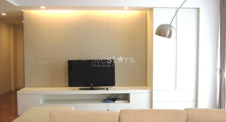 For rent 2 Beds condo in Khlong Toei, Bangkok