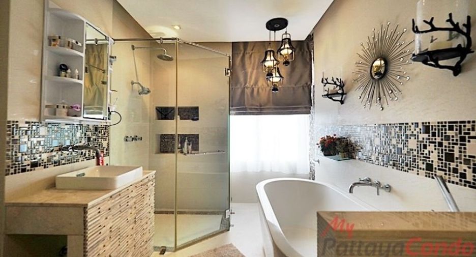 Condo en venta de 2 habitaciones en Bang Lamung, Chonburi