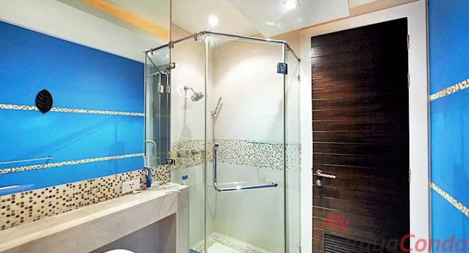 Condo en venta de 2 habitaciones en Bang Lamung, Chonburi