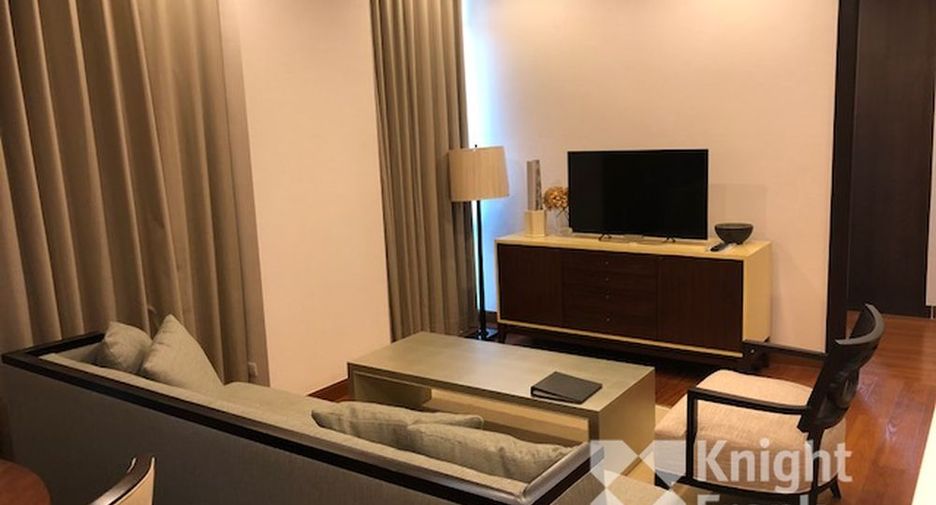 For sale 2 bedrooms condo in Pathum Wan, Bangkok