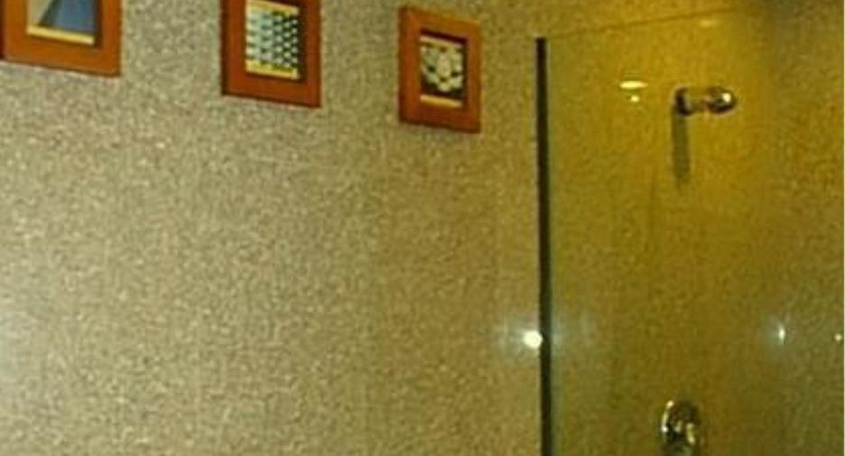 For sale 2 bed condo in Watthana, Bangkok