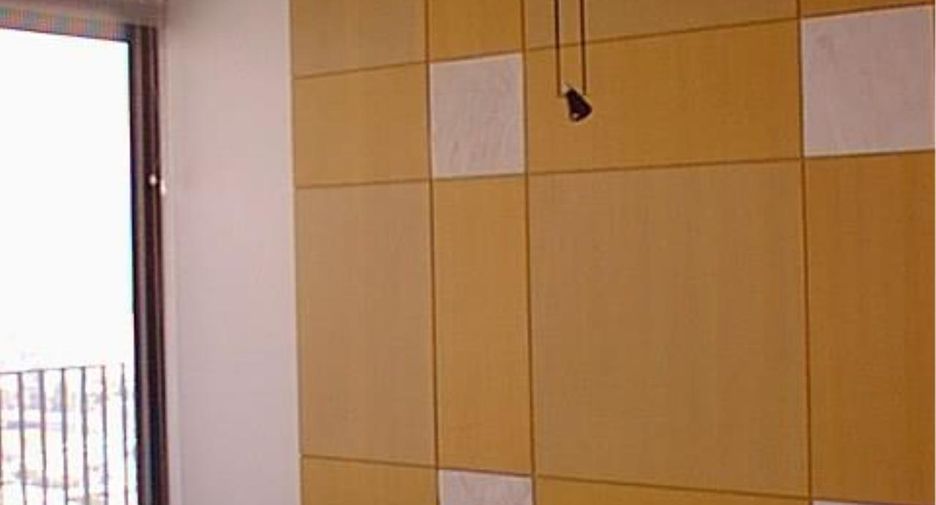 For sale 2 bed condo in Watthana, Bangkok