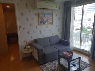 For sale 1 Beds condo in Pom Prap Sattru Phai, Bangkok