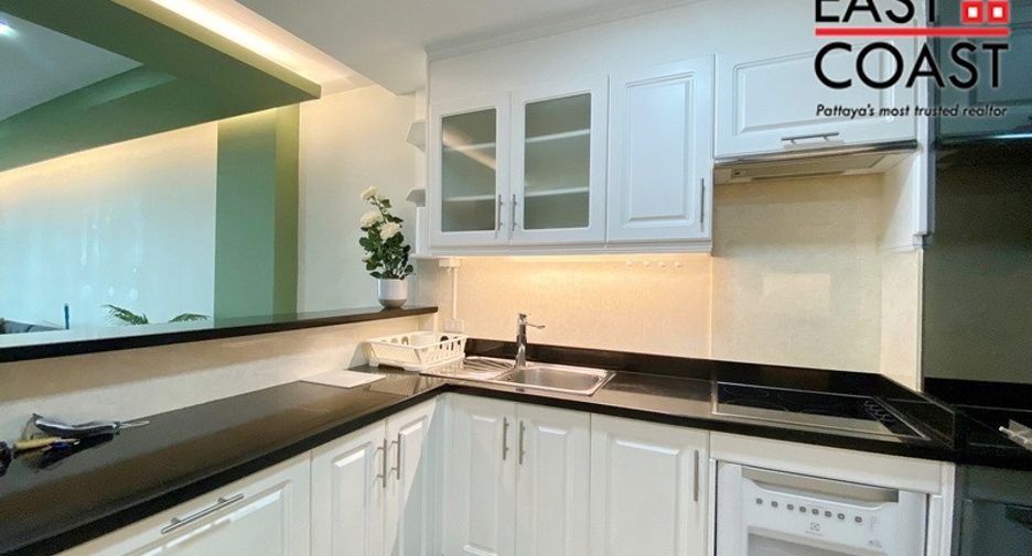 For sale 2 bedrooms condo in Pratumnak, Pattaya