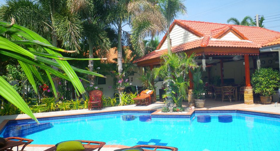 For sale 8 bed villa in Sam Roi Yot, Prachuap Khiri Khan