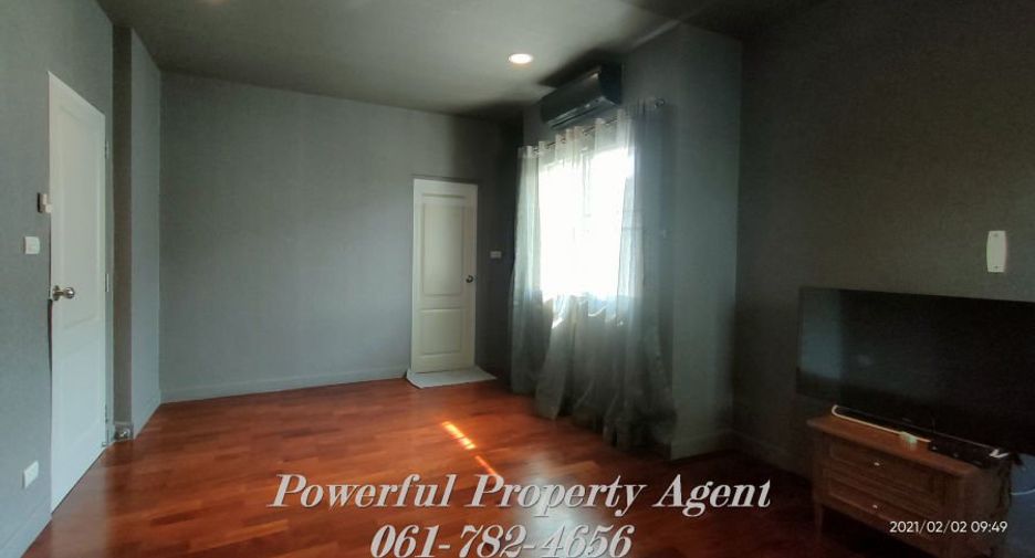 For sale 5 bedrooms house in Khan Na Yao, Bangkok