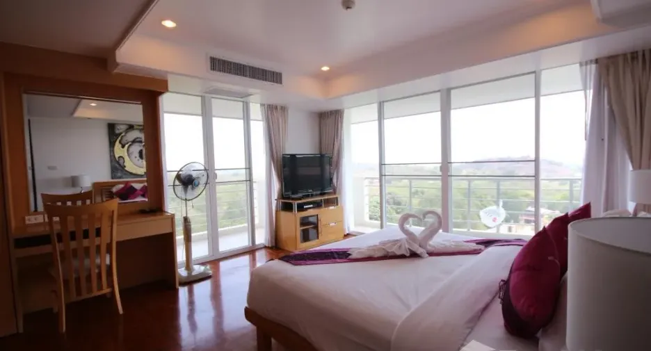 For rent 3 bed condo in Hua Hin, Prachuap Khiri Khan