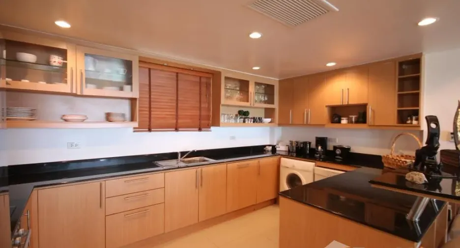 For rent 3 bed condo in Hua Hin, Prachuap Khiri Khan