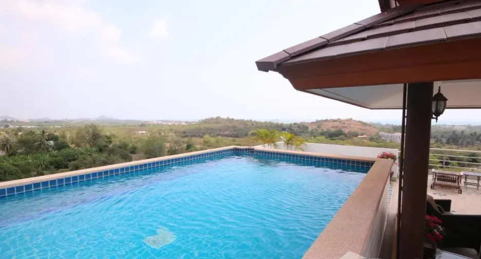 For rent 3 bed condo in Hua Hin, Prachuap Khiri Khan