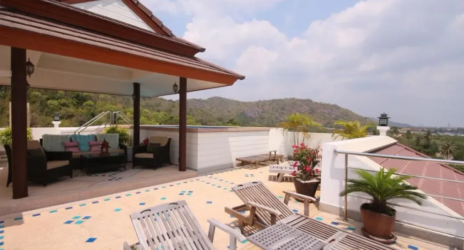 For rent 3 bed condo in Hua Hin, Prachuap Khiri Khan