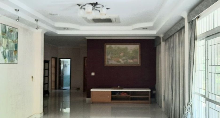 For sale 4 bedrooms house in Mueang Kanchanaburi, Kanchanaburi