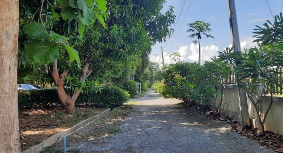 For sale 4 bedrooms house in Mueang Kanchanaburi, Kanchanaburi