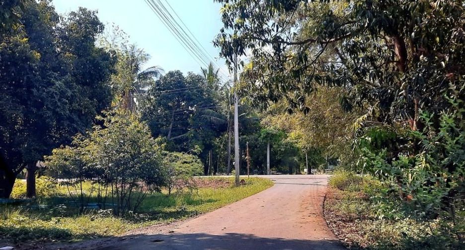 For sale 4 bedrooms house in Mueang Kanchanaburi, Kanchanaburi