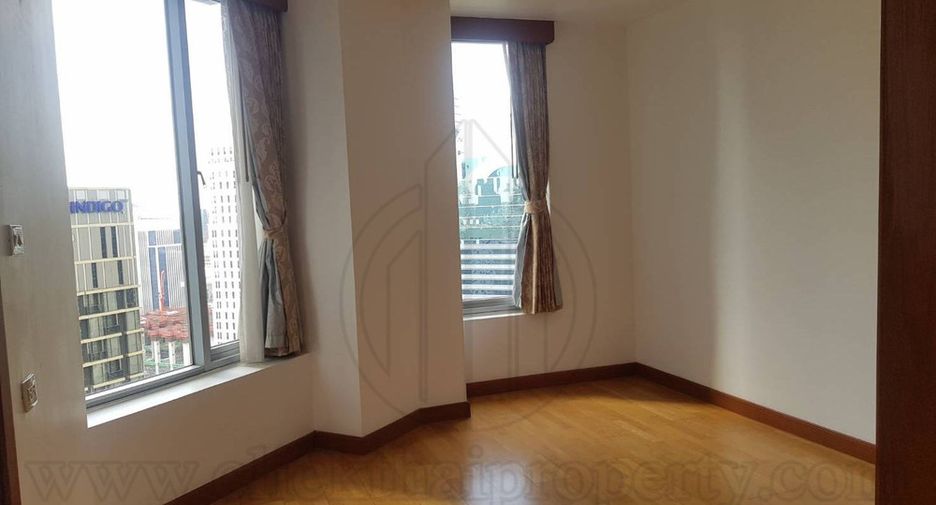 For sale 4 bedrooms condo in Pathum Wan, Bangkok