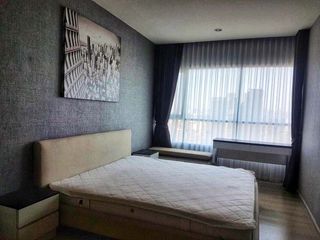 For sale 2 bed condo in Huai Khwang, Bangkok