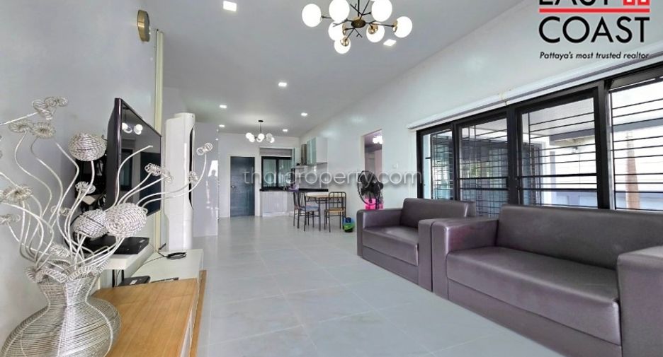 For sale 3 bedrooms house in Si Racha, Chonburi