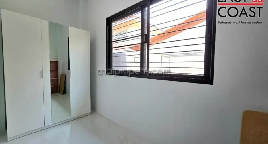 À vendre 3 chambres maison à Si Racha, Chonburi