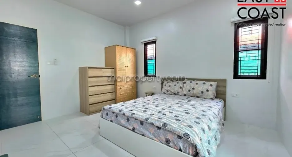 À vendre 3 chambres maison à Si Racha, Chonburi