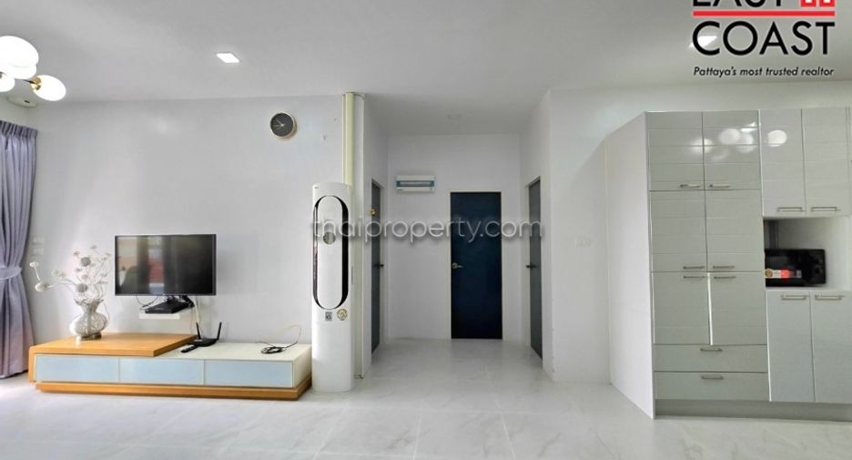 For sale 3 bedrooms house in Si Racha, Chonburi