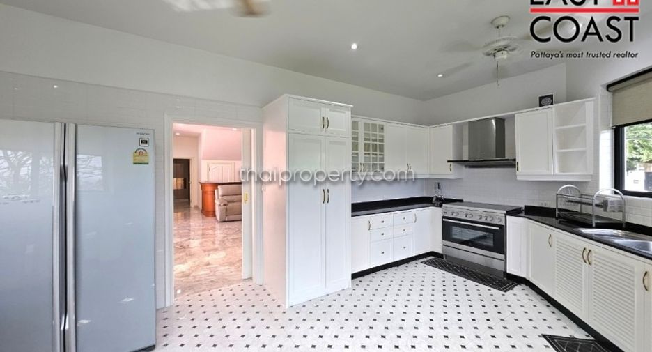 À vendre et à louer 4 chambres maison à East Pattaya, Pattaya