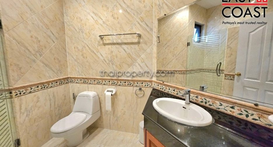 À vendre et à louer 4 chambres maison à East Pattaya, Pattaya