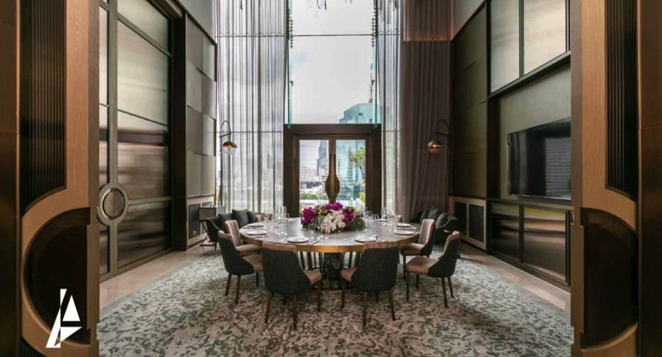 For sale 2 bed condo in Khlong San, Bangkok