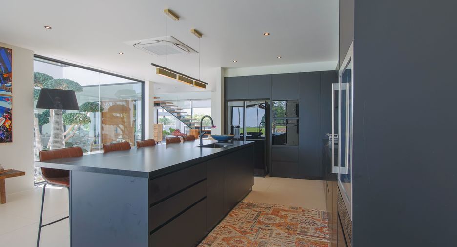 For sale 5 bed villa in Thalang, Phuket