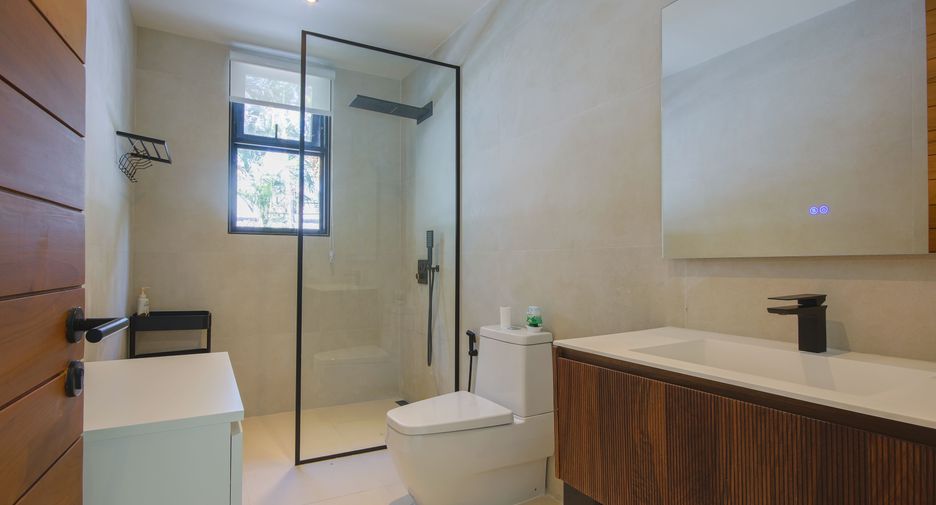 For sale 5 bed villa in Thalang, Phuket