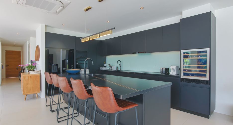 For sale 5 bed villa in Thalang, Phuket