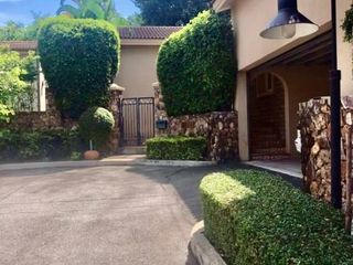 For rent and for sale 3 bedrooms house in Bang Lamung, Chonburi