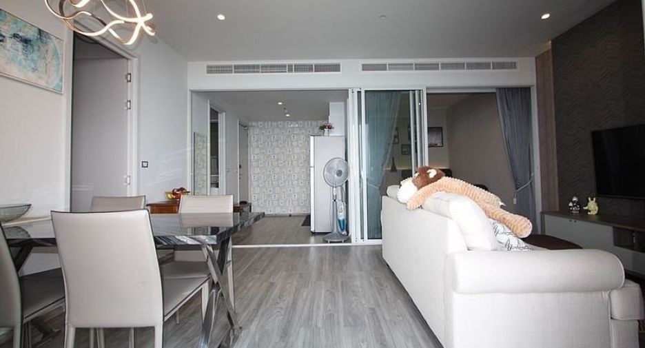À louer 2 chambres condo à Bang Lamung, Chonburi