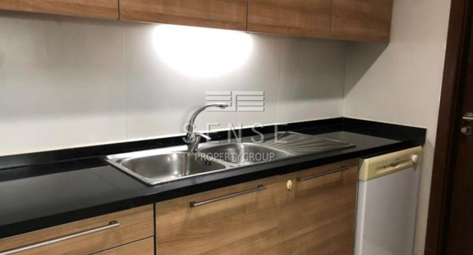 For rent 3 bedrooms condo in Watthana, Bangkok