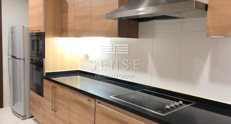 For rent 3 bedrooms condo in Watthana, Bangkok