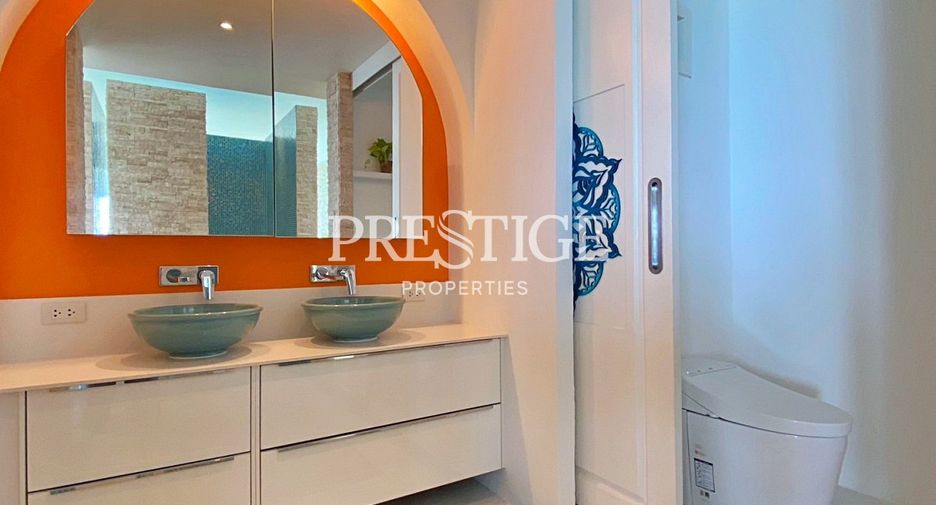 For sale 2 bedrooms condo in Bang Lamung, Chonburi