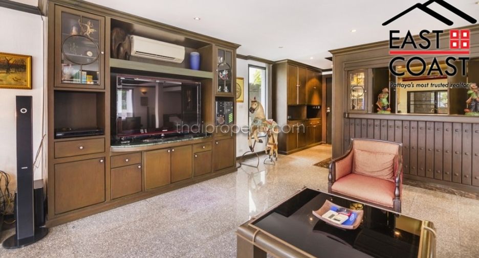 For sale 3 bedrooms house in North Pattaya, Pattaya