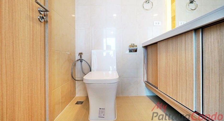 For sale 1 bed condo in Bang Lamung, Chonburi