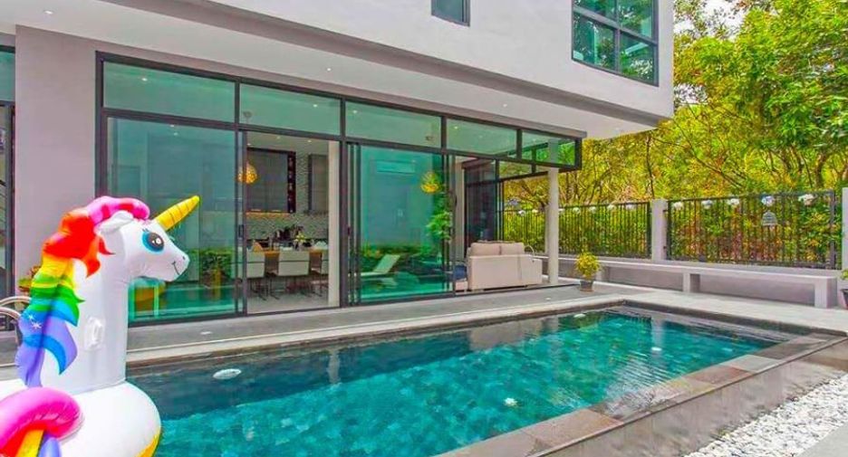 For rent and for sale 3 bedrooms villa in Thalang, Phuket