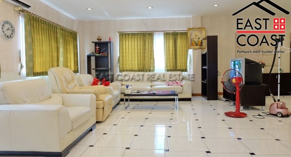 Casa en venta de 9 habitaciones en Bang Lamung, Chonburi