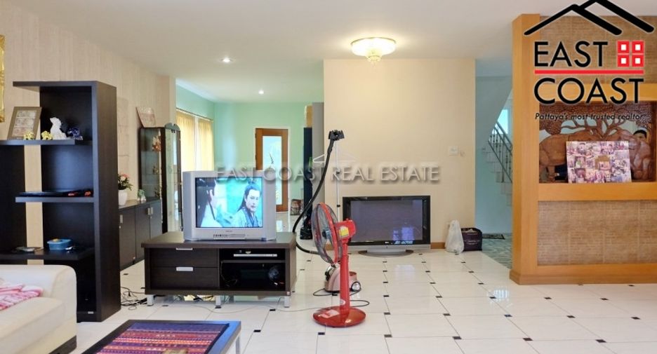 Casa en venta de 9 habitaciones en Bang Lamung, Chonburi