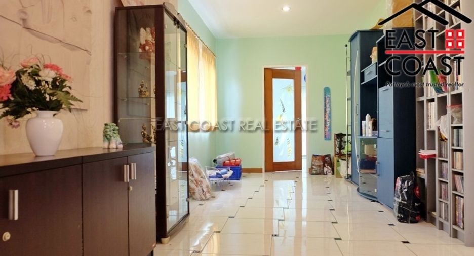 Casa en venta de 9 habitaciones en Bang Lamung, Chonburi