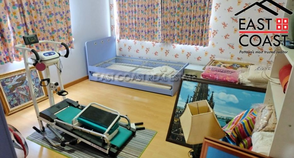 Casa en venta de 9 habitaciones en Bang Lamung, Chonburi