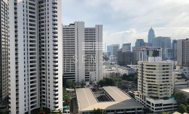 Condo en alquiler de 3 habitaciones en Watthana, Bangkok