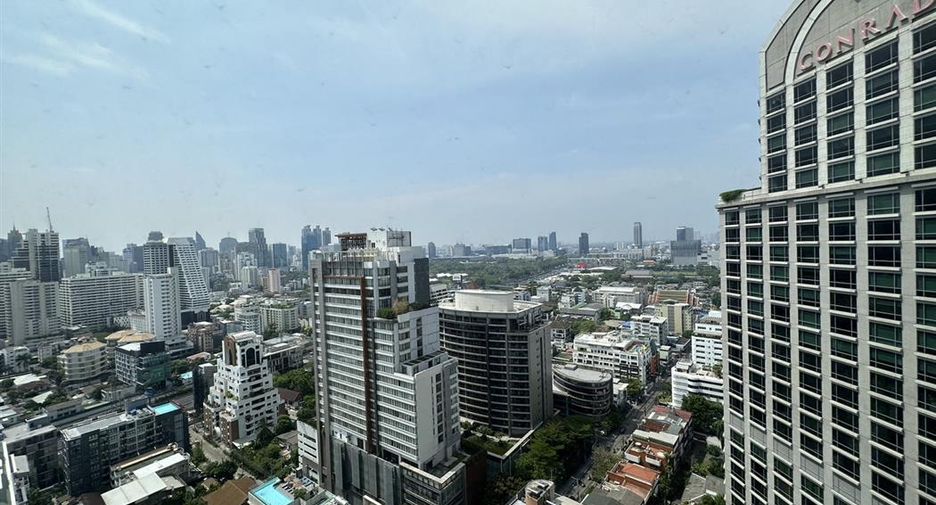 For sale 2 bedrooms condo in Pathum Wan, Bangkok