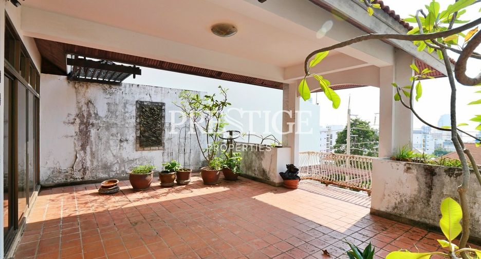 À vendre 6 chambres maison à Bang Lamung, Chonburi