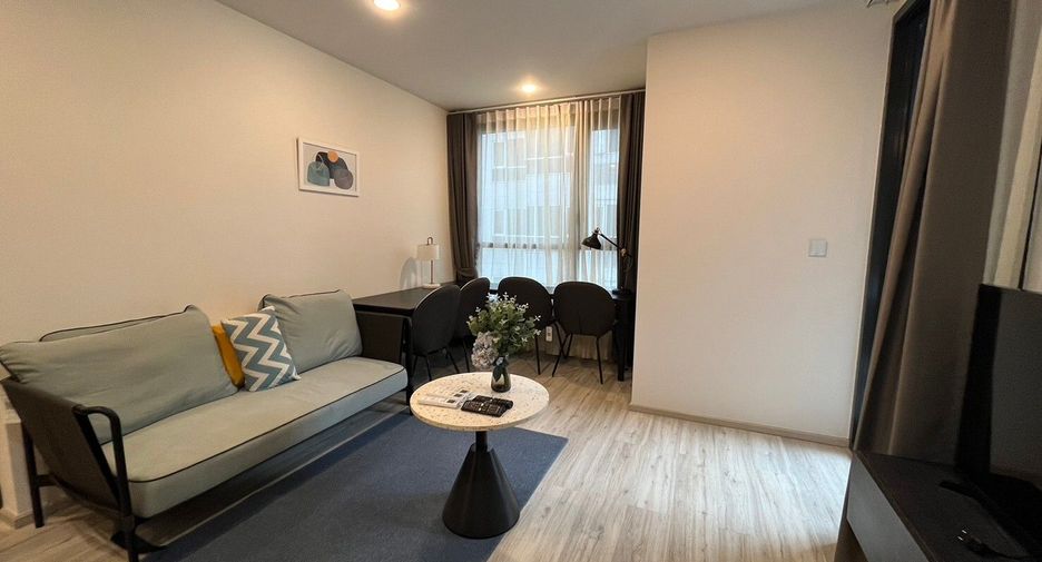 For rent 2 bed condo in Huai Khwang, Bangkok