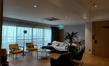 For rent 2 bed apartment in Watthana, Bangkok