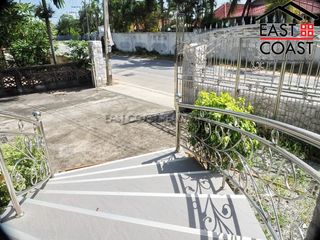 For sale 2 ベッドルーム house in Bang Lamung, Chonburi