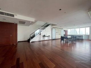 For rent 3 Beds condo in Khlong Toei, Bangkok